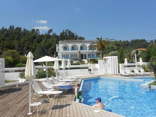 Airport transfer to Al Mare Hotel, Polychrono 1 e9ad9fee9d0bc73e0b2c055eb0b268ce
