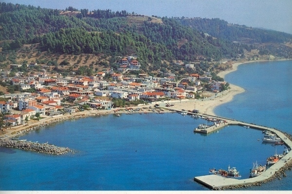 Airport transfers to Nea Skioni 1 transfers to Nea Skioni